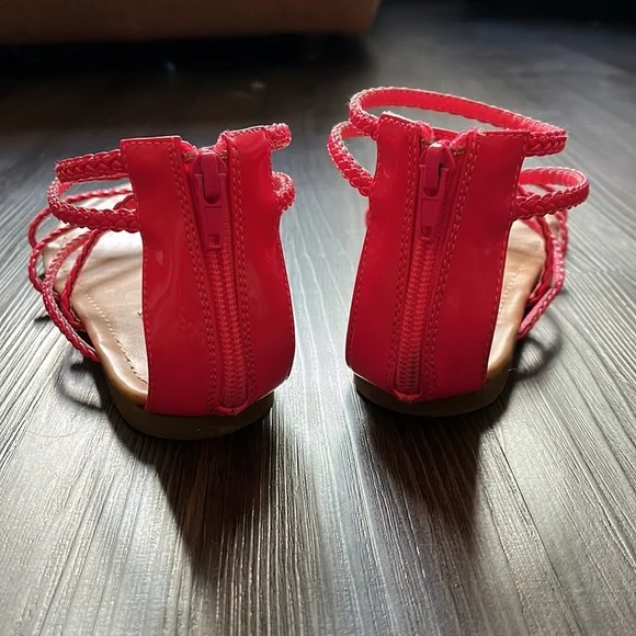 Steve Madden strappy patent leather pink sandals - Picture 3 of 6